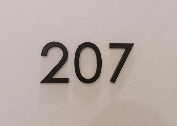 Andante 207 *